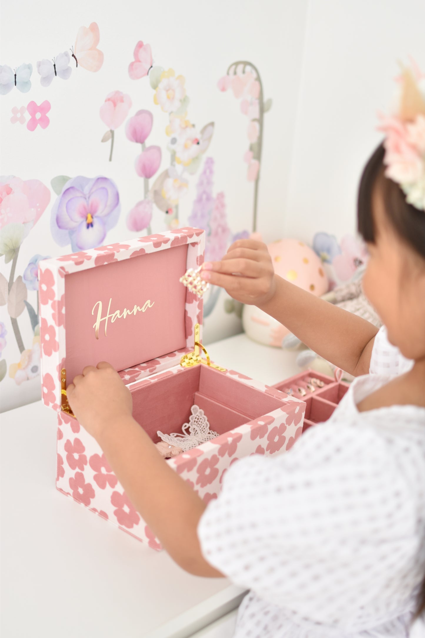 Blushing Blooms Large Jewellery Box